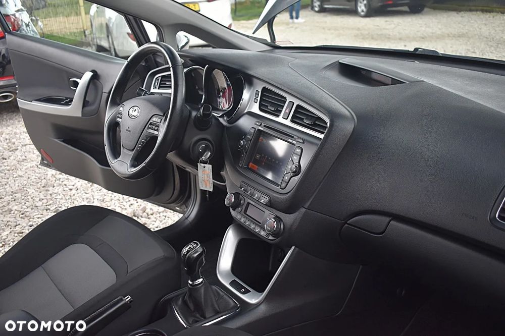 Kia Ceed Cee'd 1.6 CRDi XL - 23