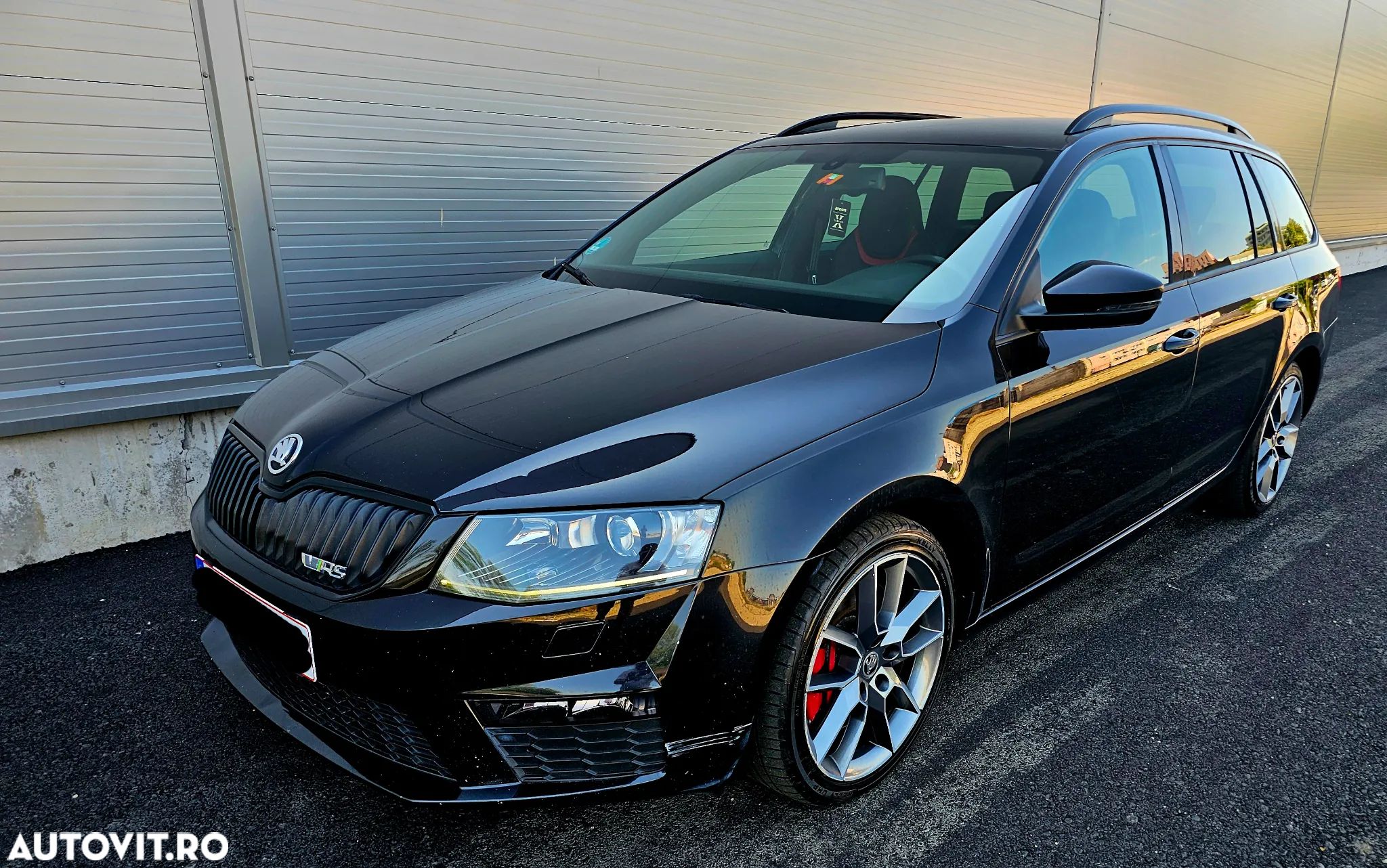 Skoda Octavia Combi 2.0 TDI (Green tec) DSG RS - 1