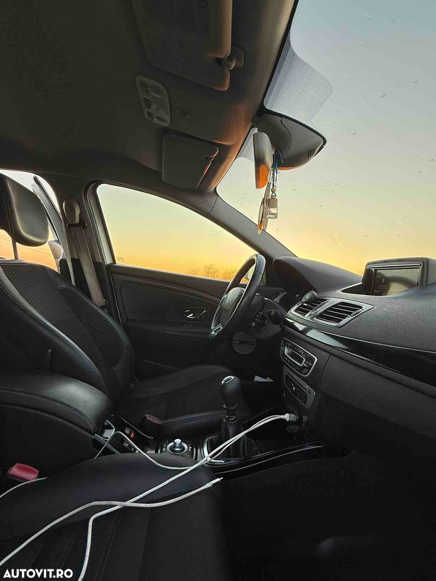 Renault Megane Energy dCi Intens - 8