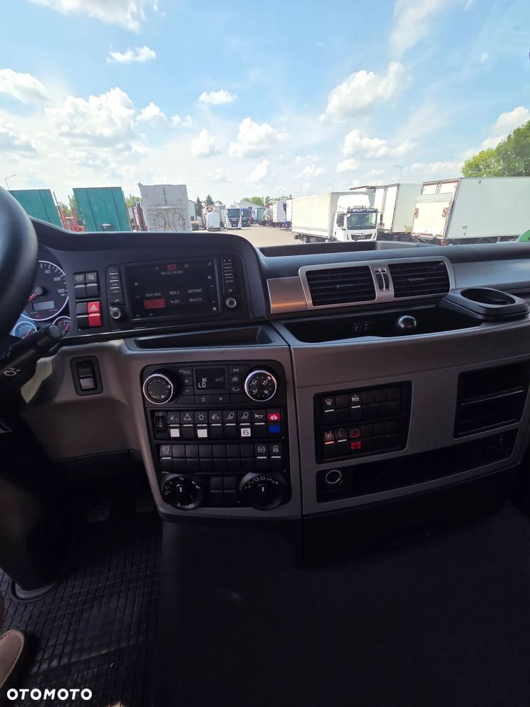 MAN 18.320 TGS/4X4/PALFINGER PK 7.501/ - 17