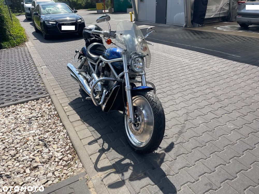 Harley-Davidson V-Rod Street Rod - 2