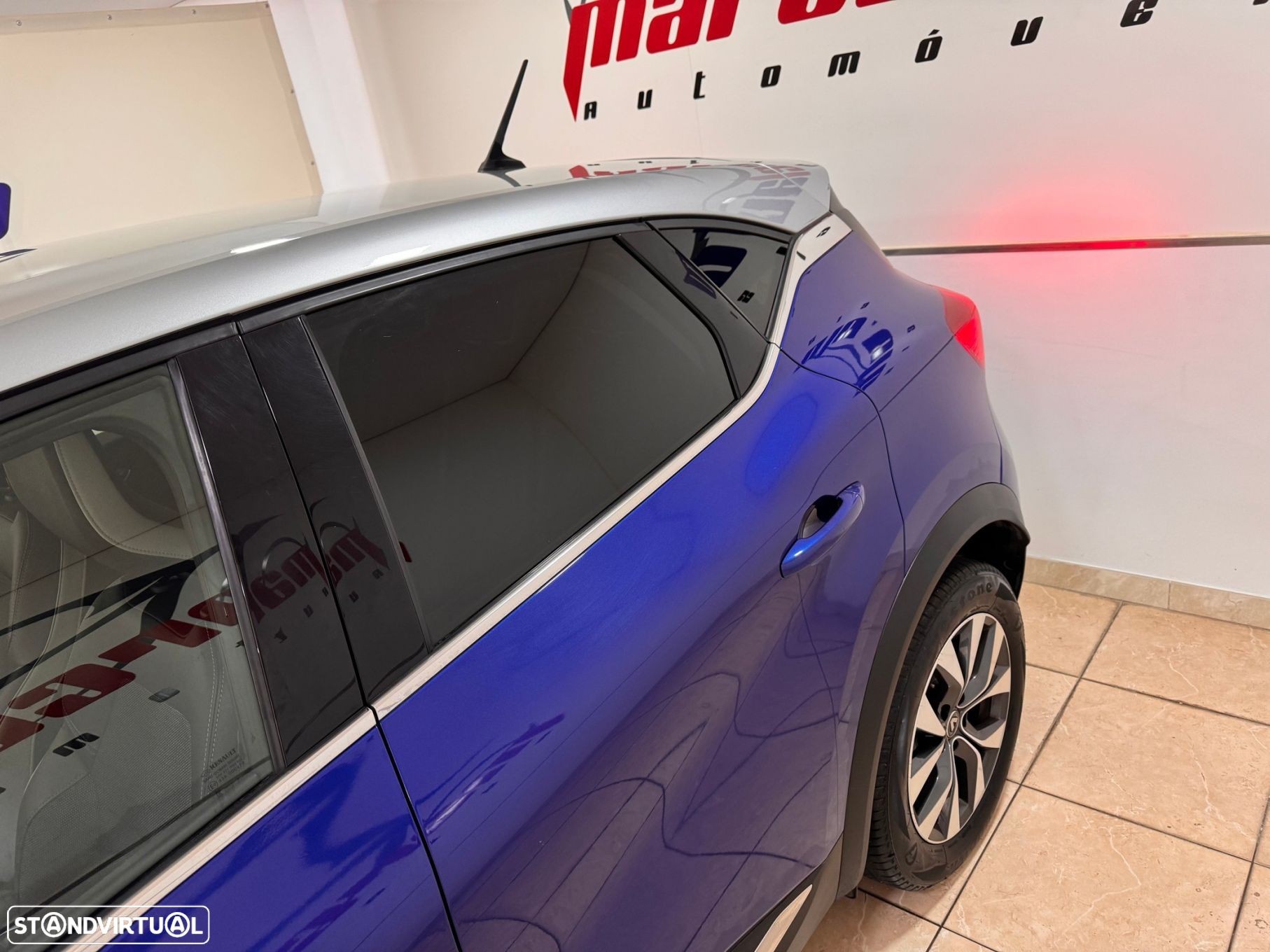 Renault Captur 1.0 TCe Exclusive - 4
