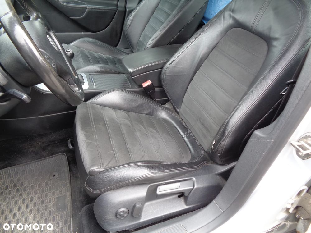 Volkswagen Passat 2.0 TDI DPF Highline - 12