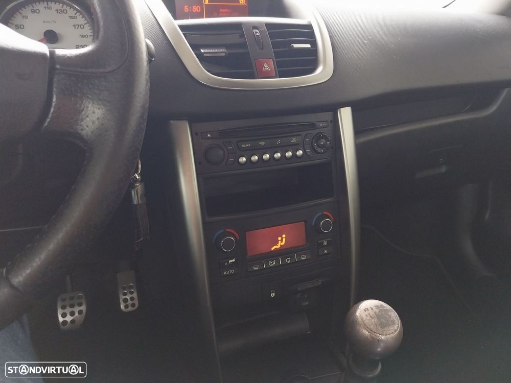Peugeot 207 CC 1.6 HDi SE 200 Anos FAP - 7