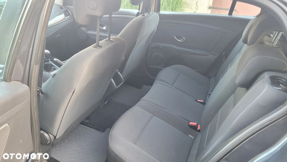 Renault Megane 1.5 dCi Expression - 12