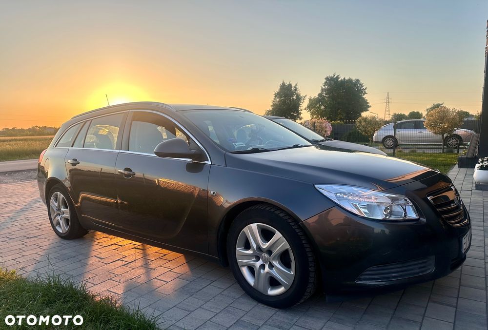 Opel Insignia 2010 photo 2