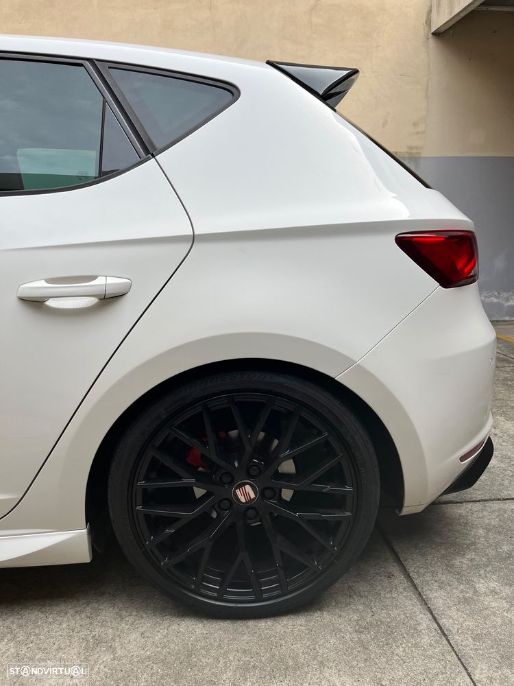 SEAT Leon 1.6 TDI DPF Ecomotive Style - 20