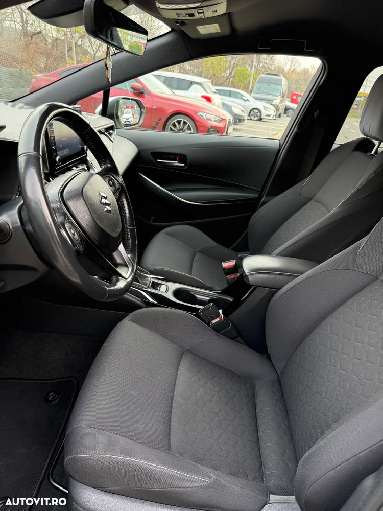 Suzuki Swace 1.8 E-CVT HEV Spirit - 24