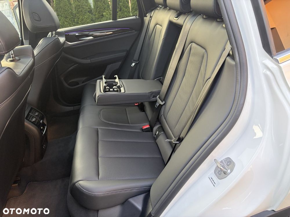 BMW X3 xDrive30i Luxury Line - 18