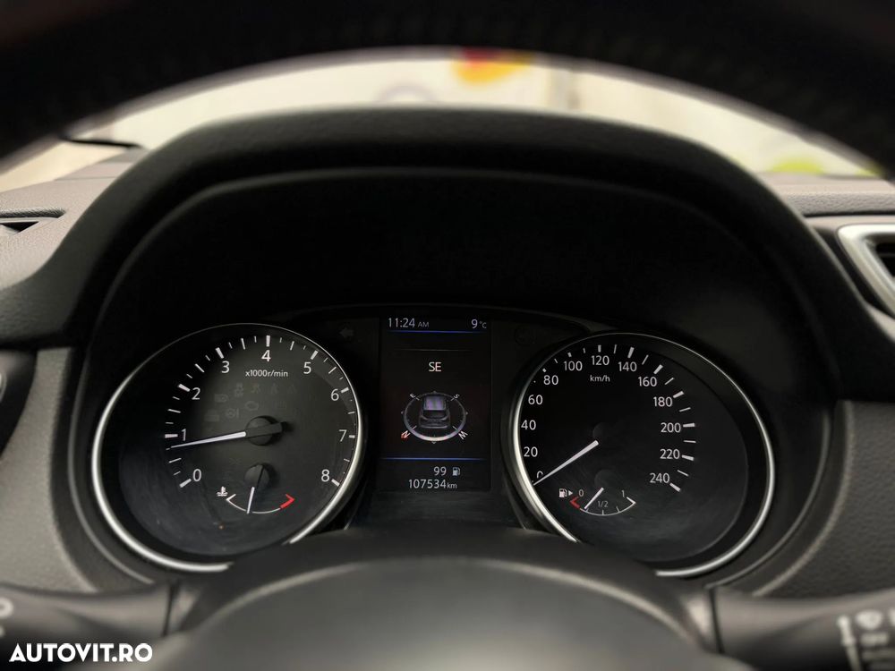 Nissan Qashqai 1.3 DIG-T ACENTA - 26
