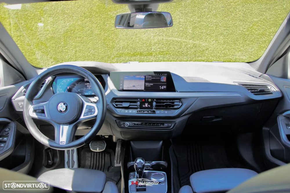 BMW 118 i Pack Desportivo M Auto - 23