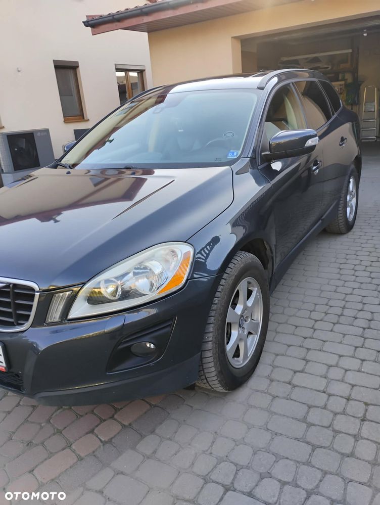 Volvo XC 60 3.2 AWD RDesign - 1