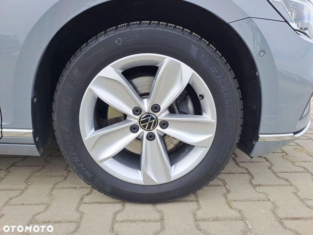 Volkswagen Passat 1.5 TSI EVO Elegance DSG - 13