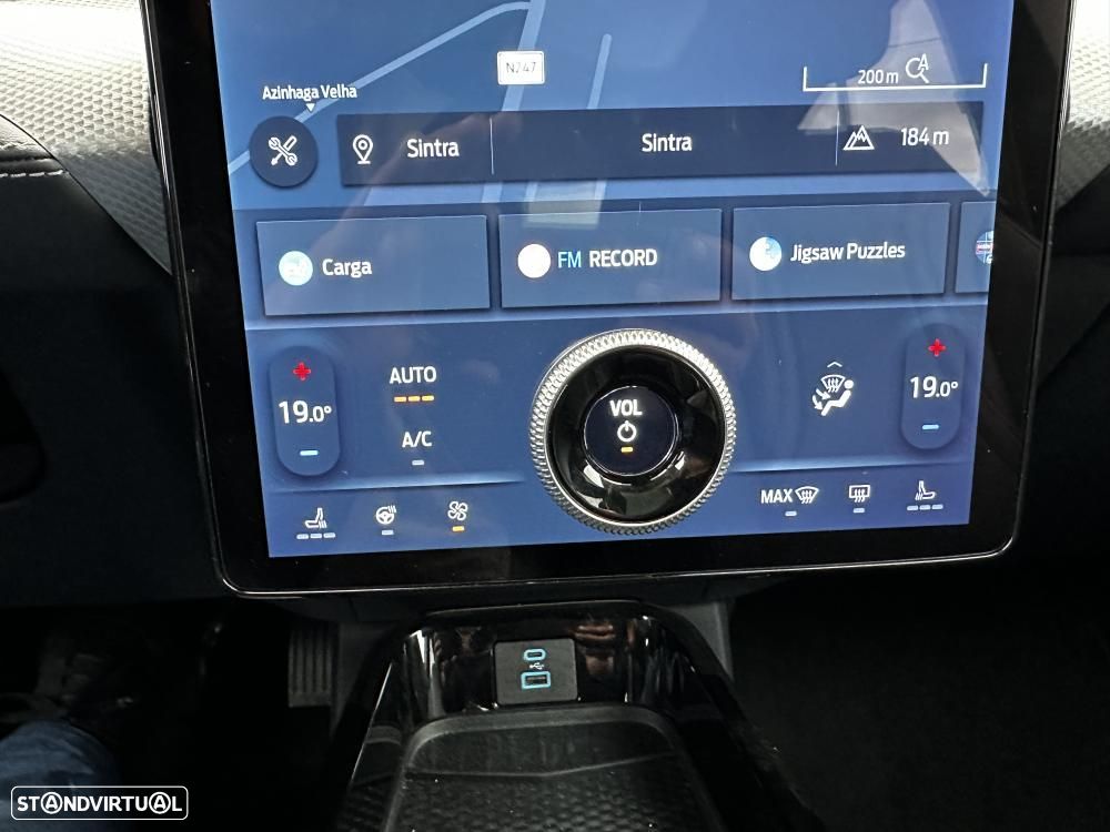 Ford Mustang Mach-E Standard - 35