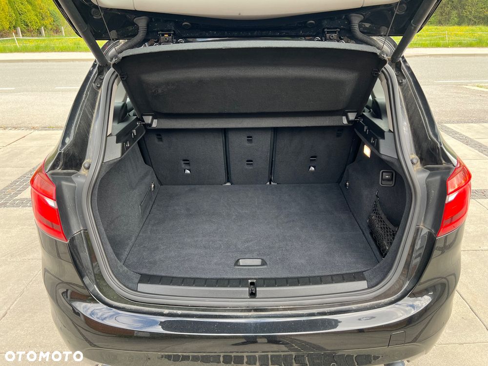 BMW Seria 2 220i GT Luxury Line - 26
