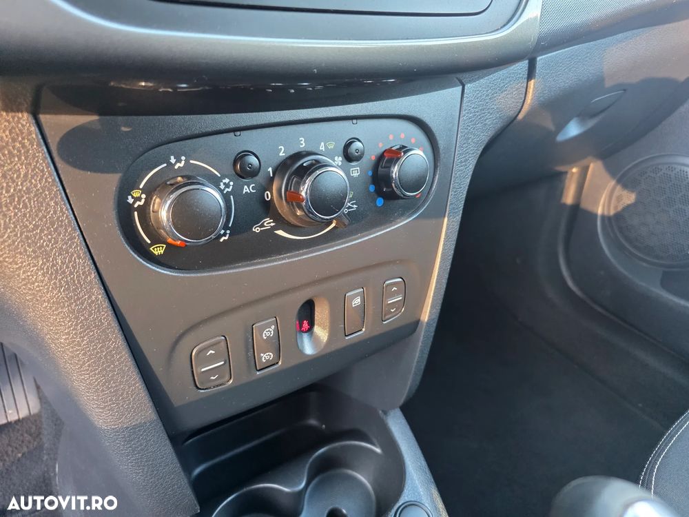 Dacia Logan MCV 0.9 TCe 90 CP Prestige - 19