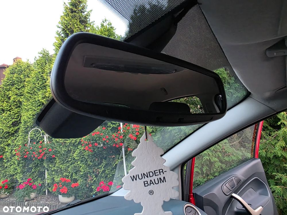 Ford Fiesta 1.25 Titanium - 34