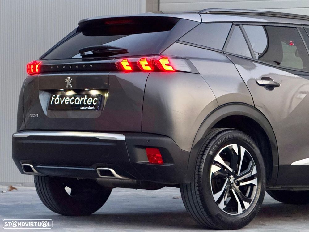 Peugeot 2008 1.2 PureTech Allure EAT8 - 23