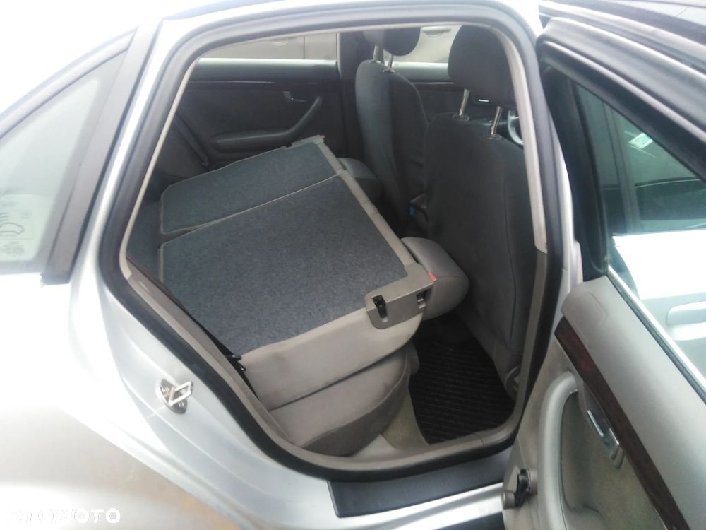 Audi A4 Limousine 2 - 10