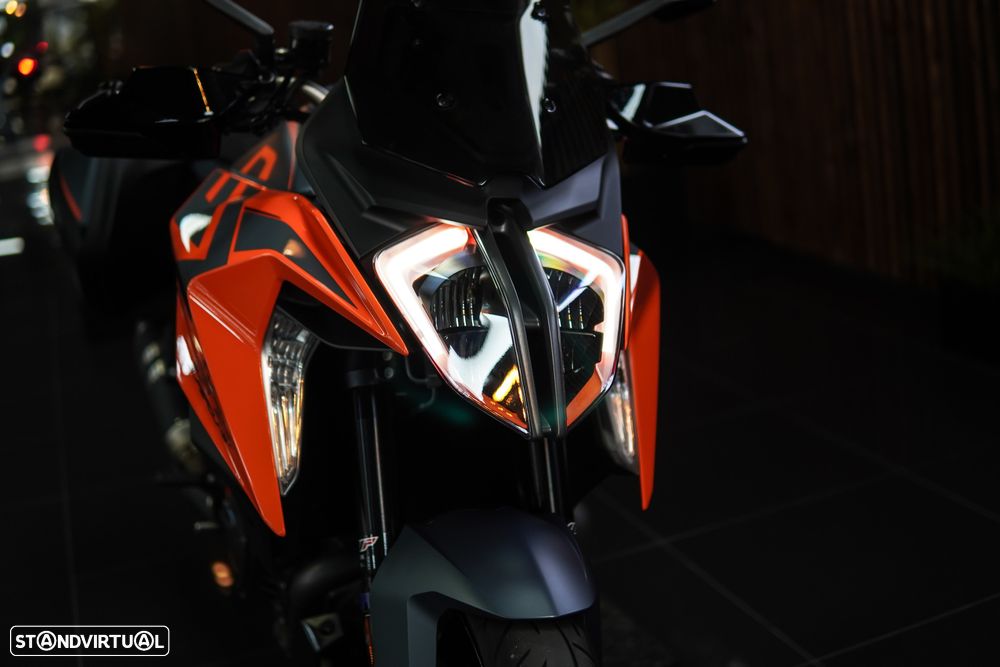 KTM Superduke GT - 10
