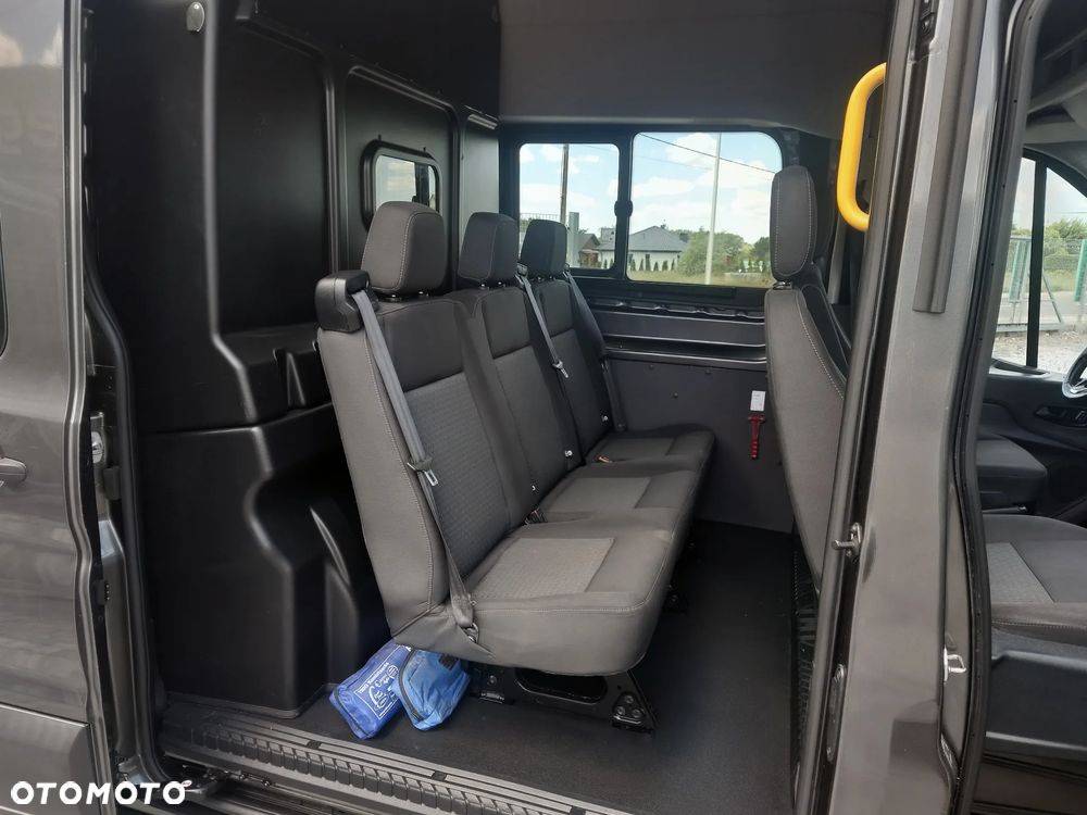 Ford Transit - 13