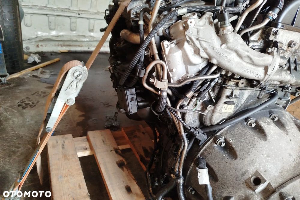 silnik kompletny 2.1 2.2 CDI OM651 (dziura w bloku, odpalał) do Mercedes W212 E Klasa W204 C Klasa, Sprinter W906 - 8