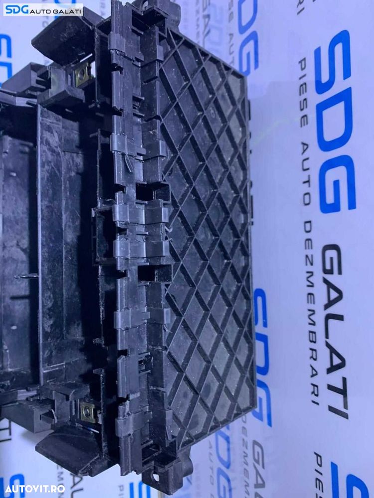 Consola Suport Centrala Rama Single 1 DIN Audi A4 B7 2005 - 2008 Cod 8E0858005E - 8