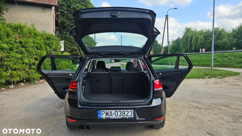 Volkswagen Golf 1.4 TSI BMT Highline - 17