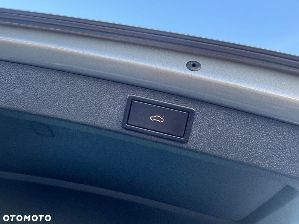 Skoda Octavia 1.6 TDI Premium Edition - 21