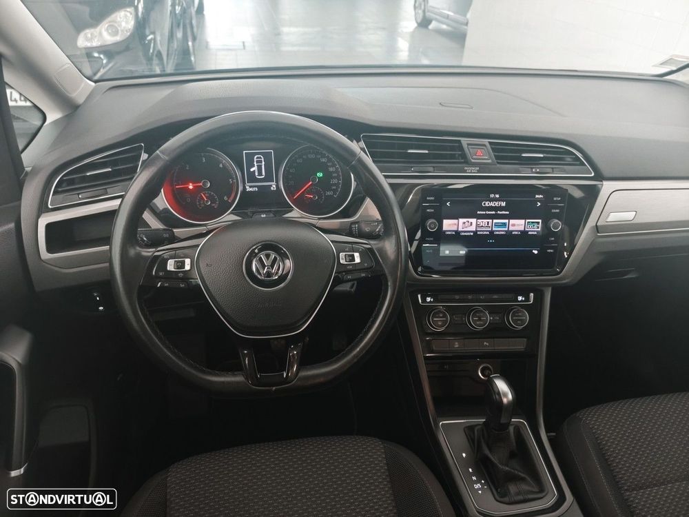 VW Touran 2.0 TDI Confortline DSG - 12