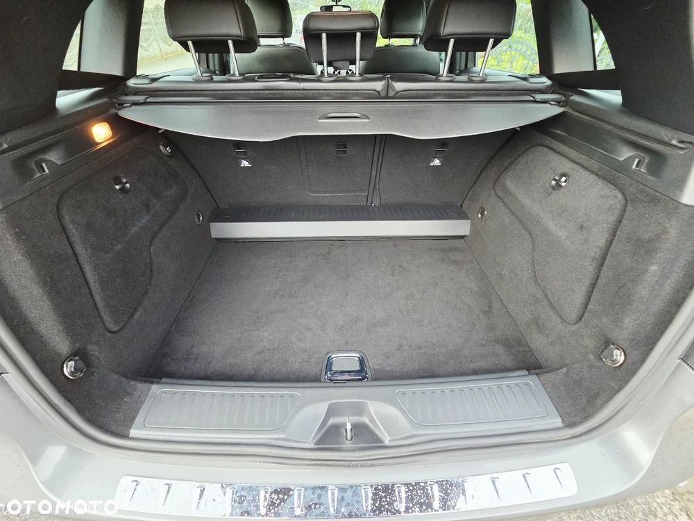 Mercedes-Benz Klasa B 180 7G-DCT AMG Line - 26