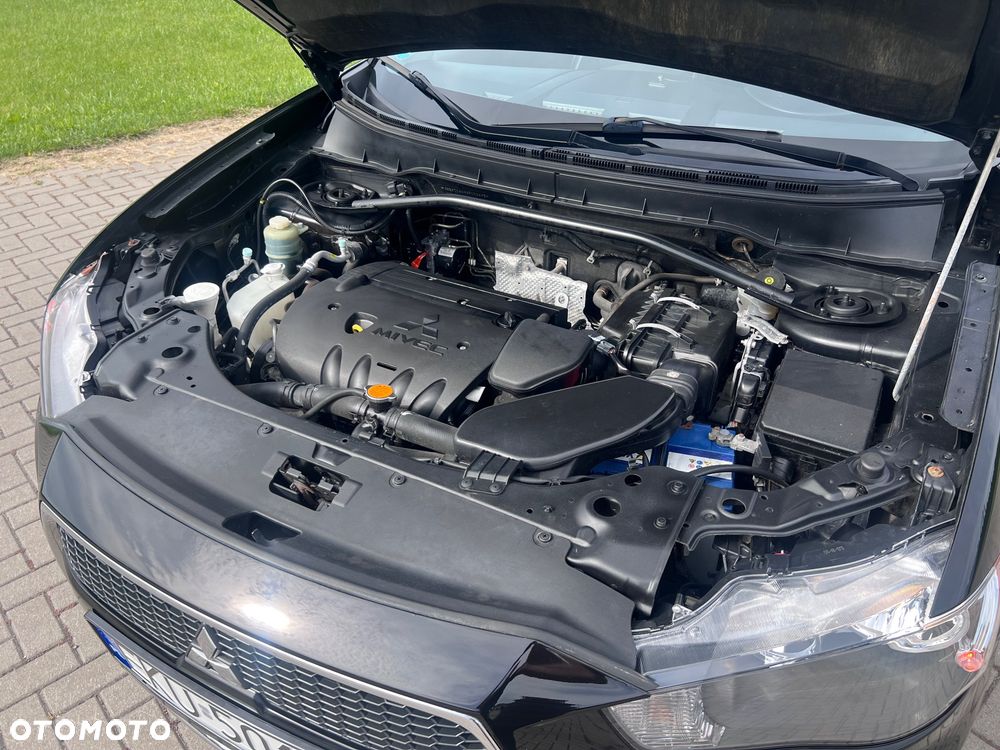 Mitsubishi Outlander 2.0 2WD CVT Invite - 35
