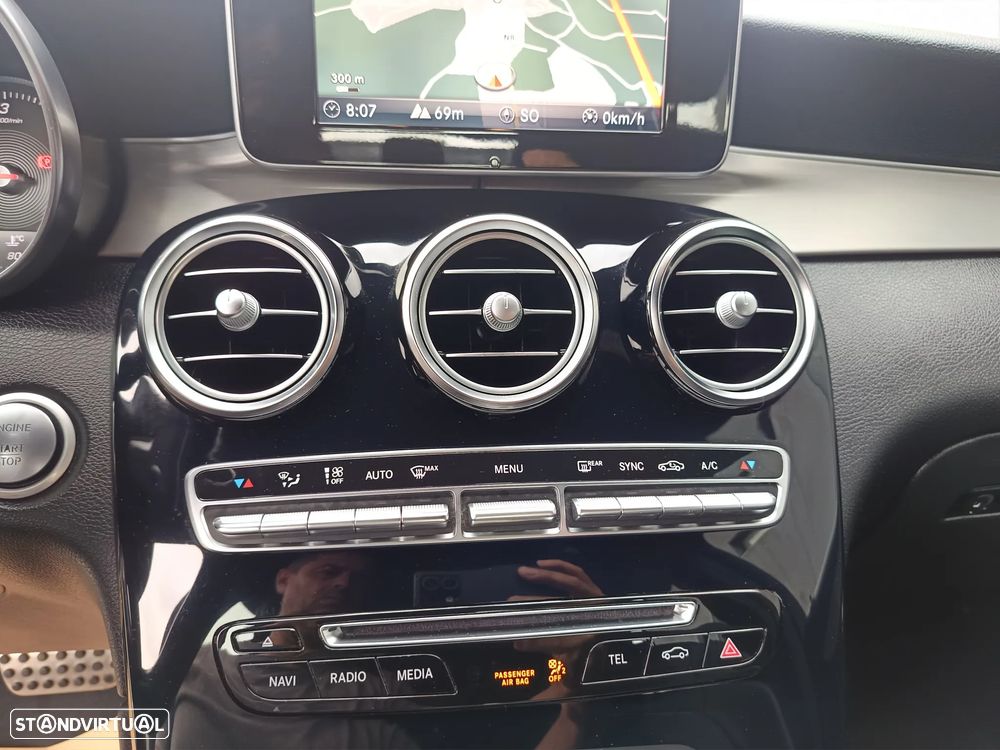 Mercedes-Benz GLC 250 d 4Matic 9G-TRONIC Exclusive - 17