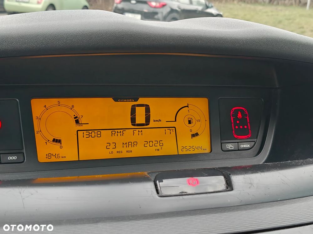 Citroën C4 Picasso - 22