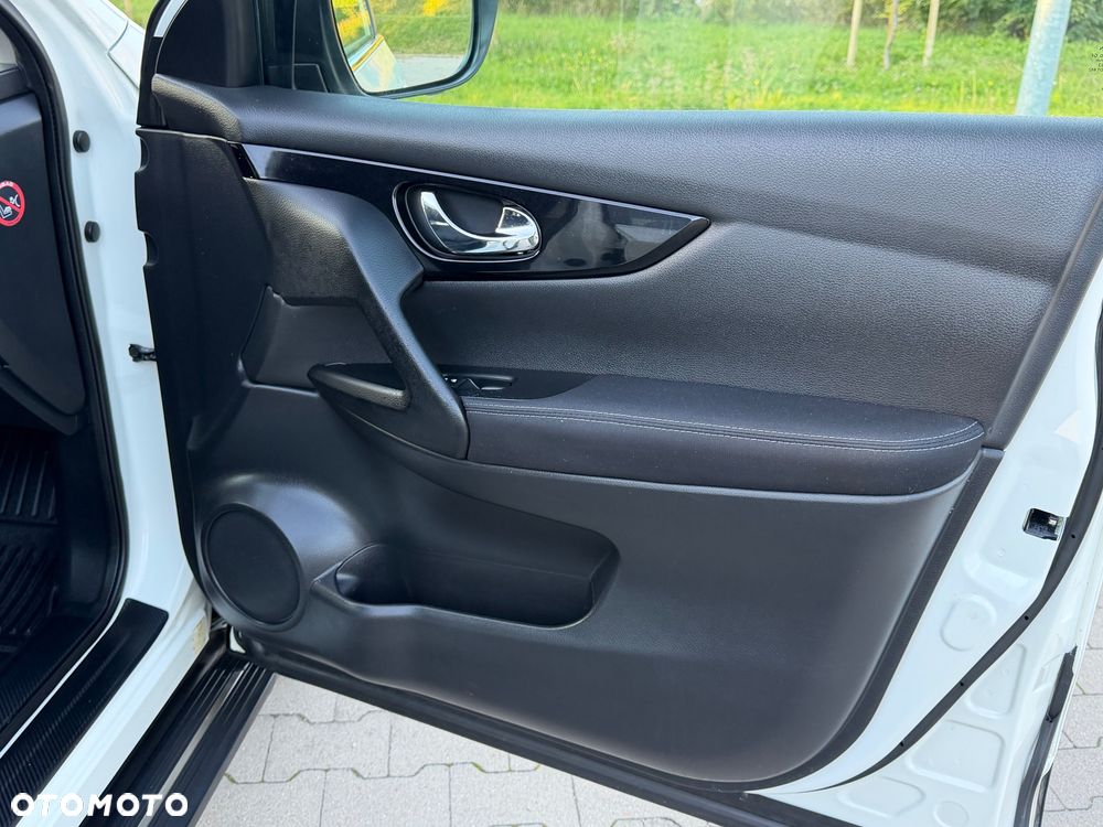 Nissan Qashqai - 12