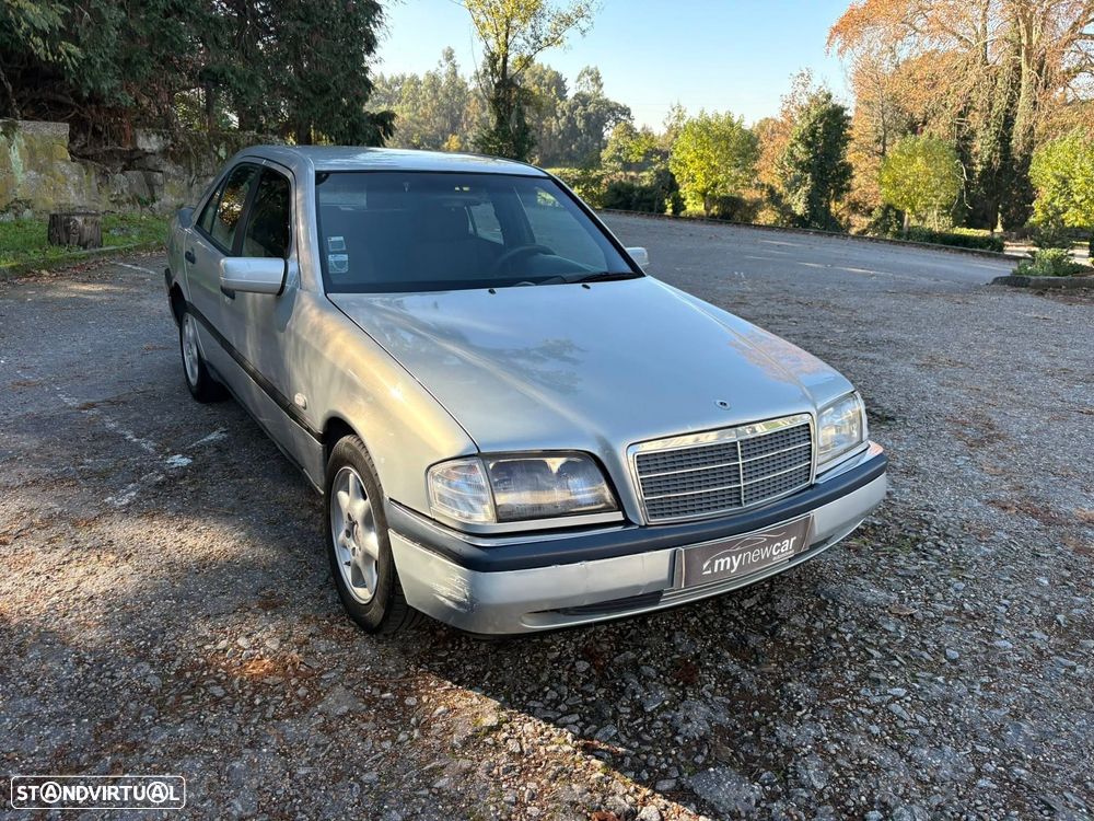 Mercedes-Benz C 220 D Elegance - 3