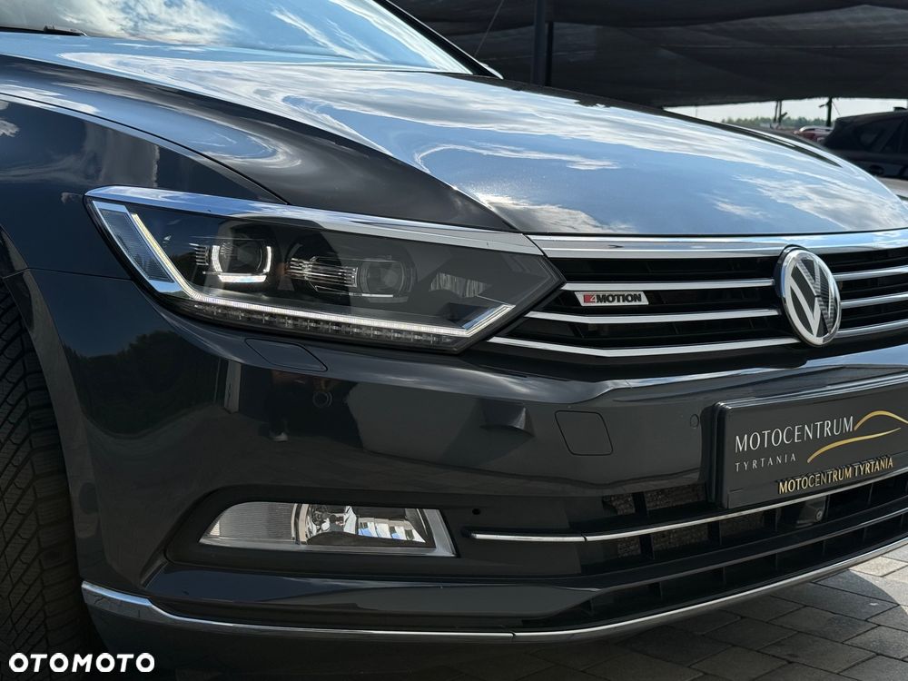 Volkswagen Passat 2.0 TDI SCR 4Motion DDG Highline - 40