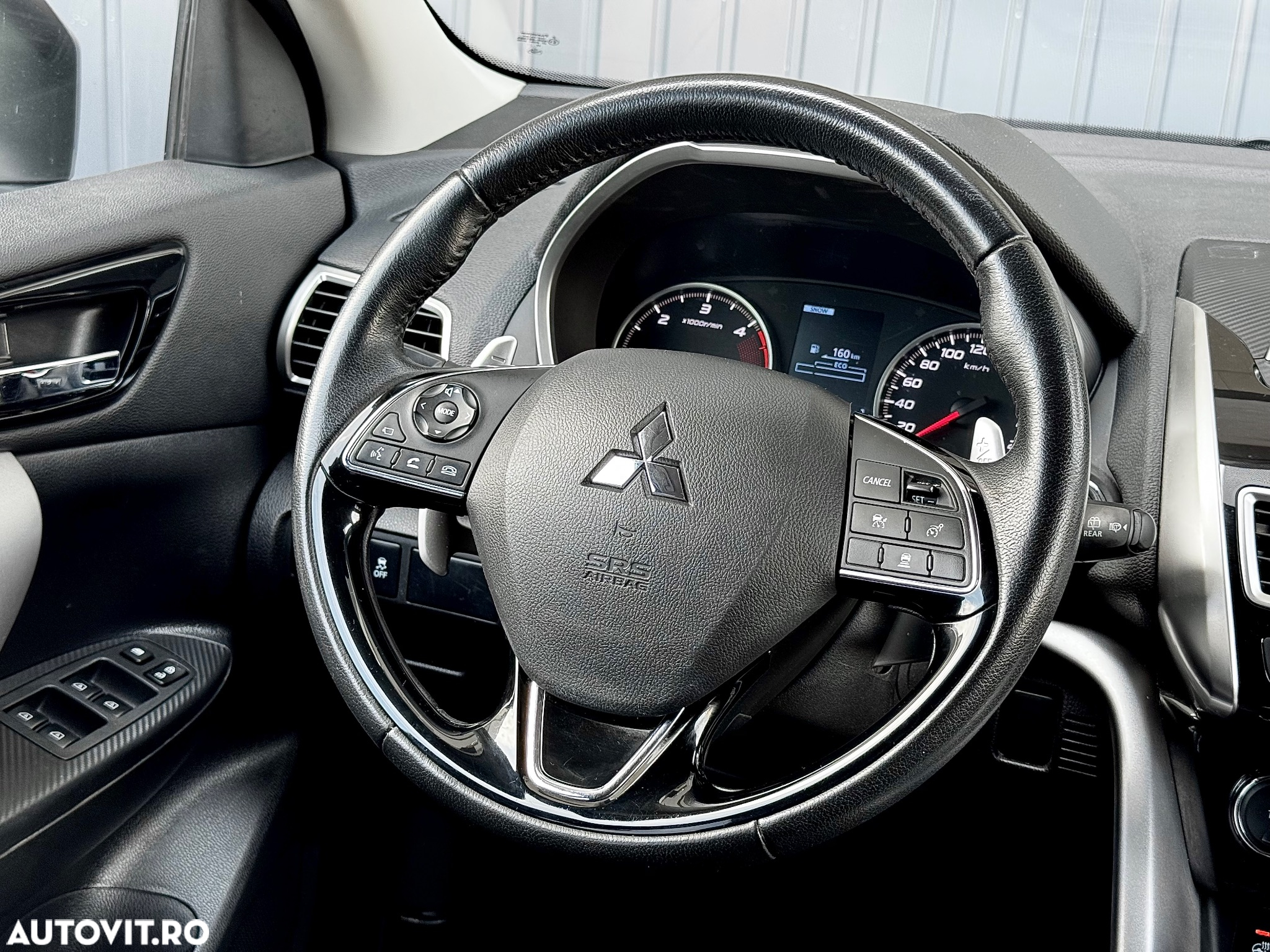 Mitsubishi Eclipse-Cross - 11