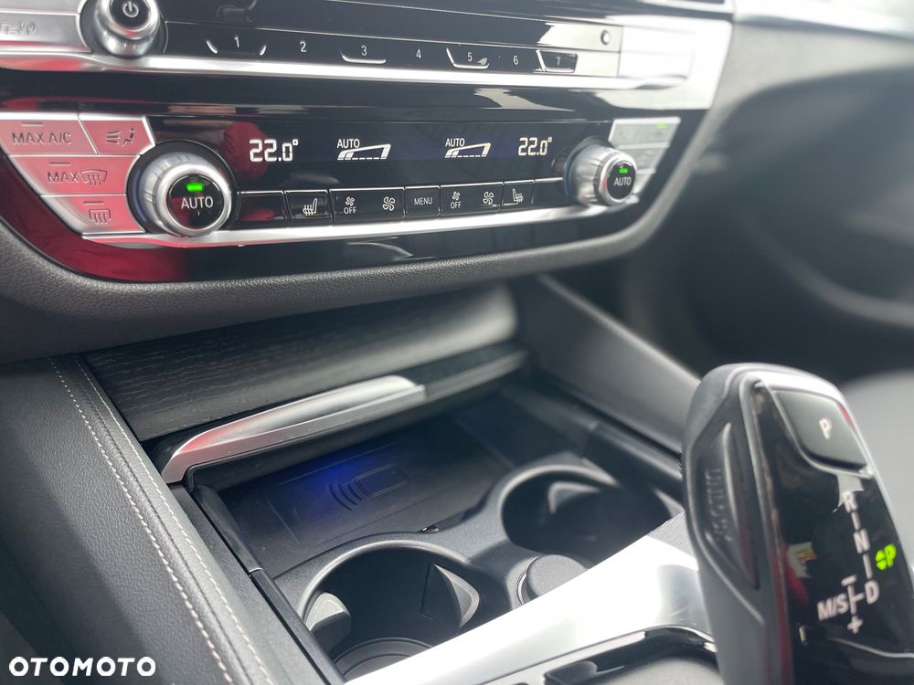 BMW Seria 5 530i xDrive mHEV M Sport sport - 22