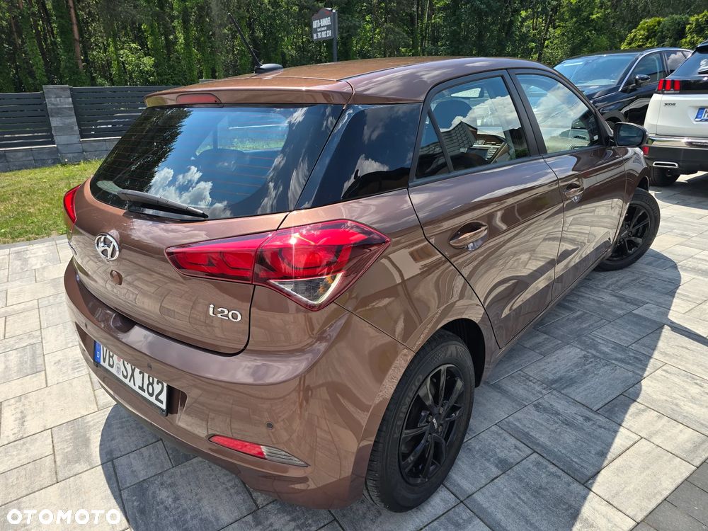 Hyundai i20 1.2 Fifa World Cup Edition - 13