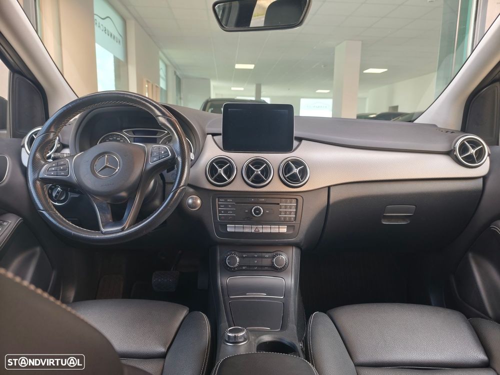 Mercedes-Benz B 180 d Urban Aut. - 11