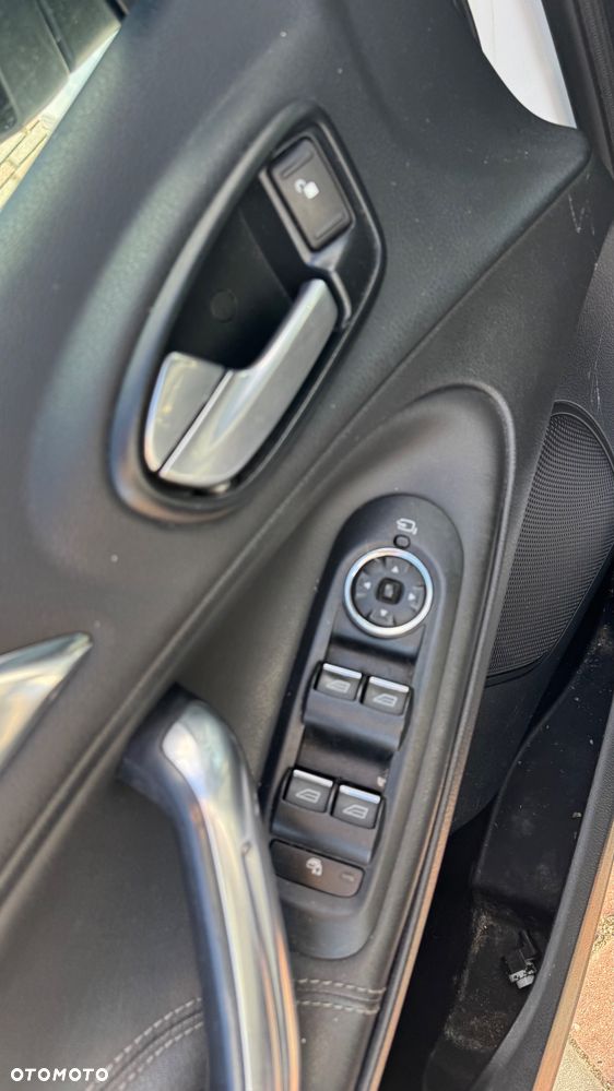 Ford S-Max - 8