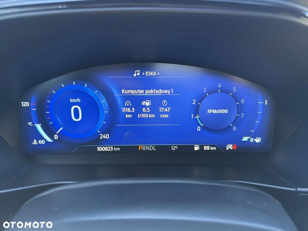 Ford Focus 1.0 EcoBoost mHEV ST-Line X - 22