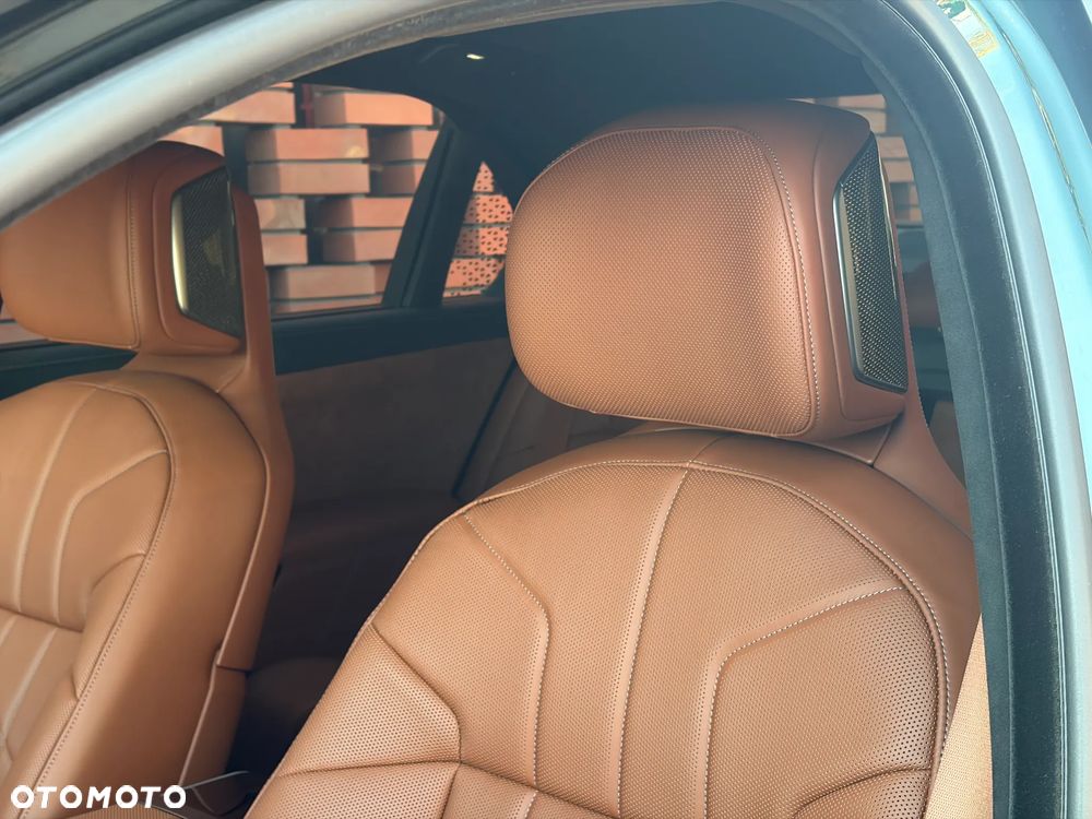 BMW Seria 7 740 xDrive mHEV sport - 20