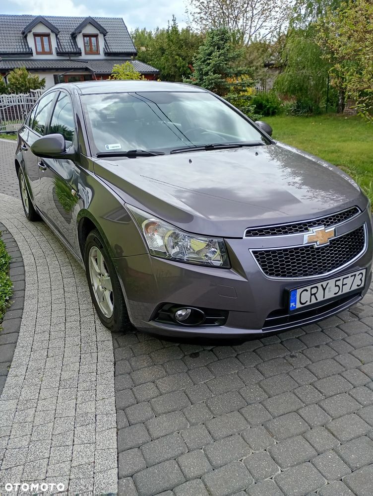 Chevrolet Cruze - 4