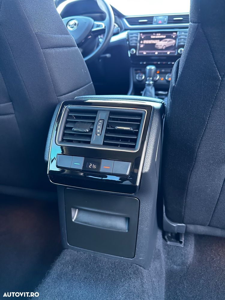 Skoda Superb 1.6 TDI DSG Ambition - 19