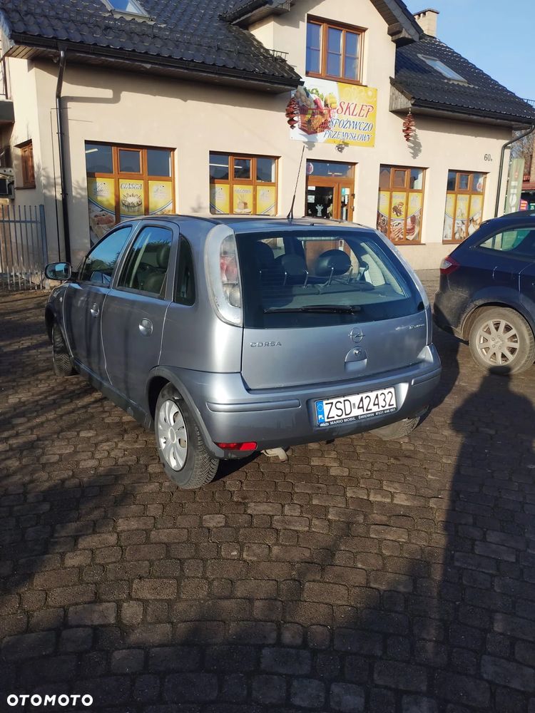 Opel Corsa 1.2 16V Enjoy - 5
