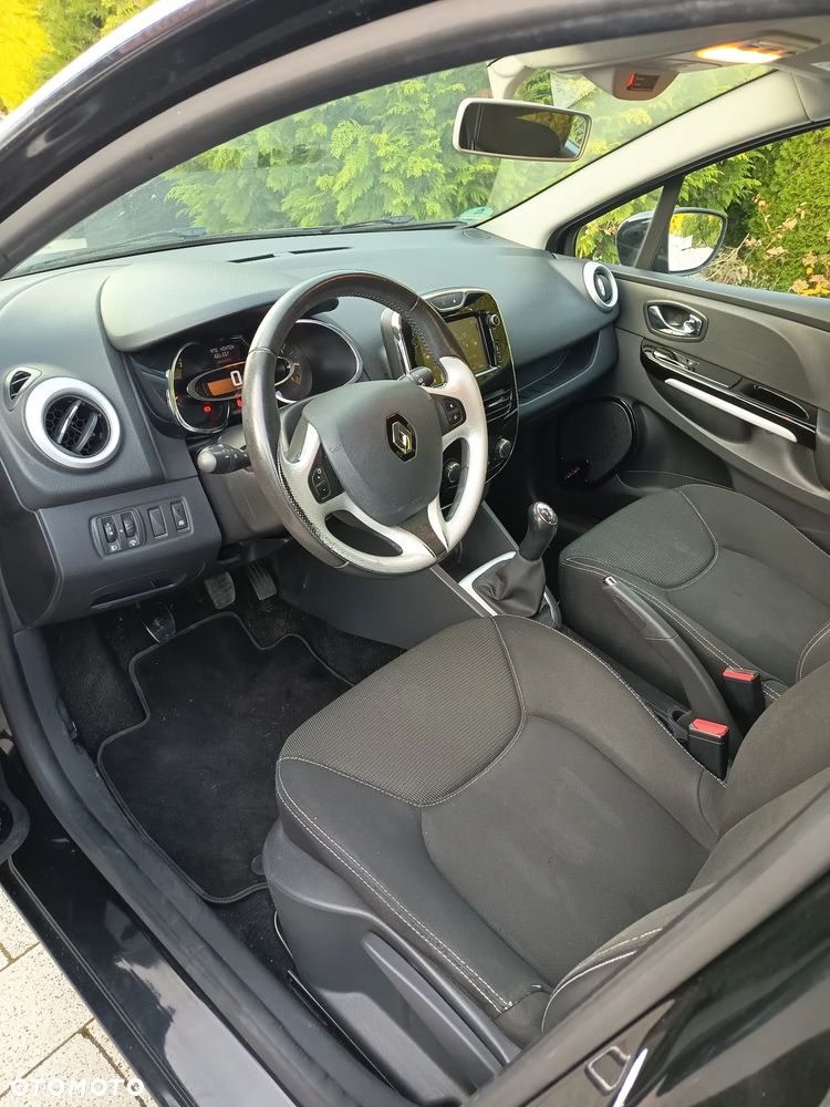 Renault Clio - 9