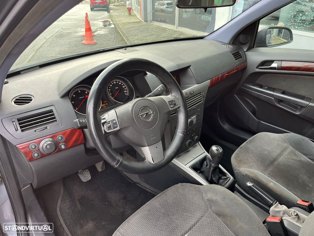 Opel Astra 1.7 CDTi Elegance - 11