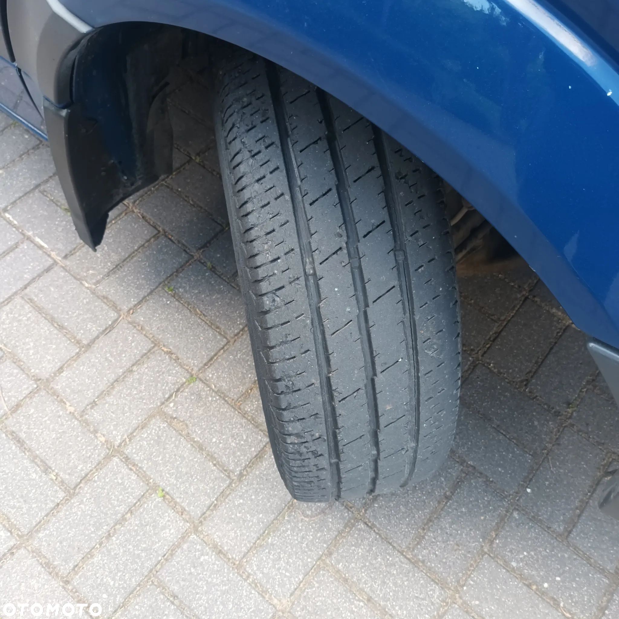 Volkswagen CRAFTER 2,5 TDI - 13